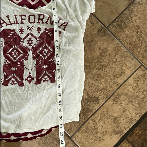 womens shirt - Picture 2 of 9